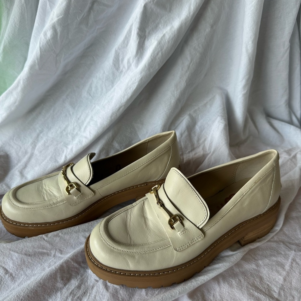 Sam Edelman Cream Loafers with Gold Detail